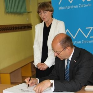 Minister Konstanty Radziwiłł o medycynie szkolnej i sieci szpitali