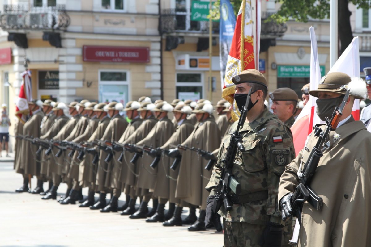 OBCHODY ŚWIĘTA WOJSKA POLSKIEGO - Podkarpacki Urząd Wojewódzki W Rzeszowie