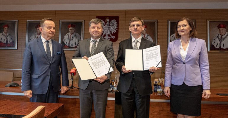 Porozumienie między POLSA a Politechniką Rzeszowską w sprawie budowy obserwatorium