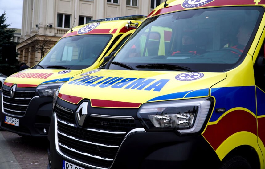 Ambulanse i sprzęt dla dysponentów zespołów ratownictwa medycznego