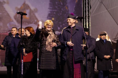 Uczestnicy wigilii miejskiej w Rzeszowie