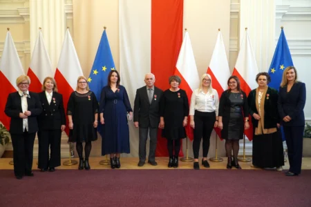 Uczestnicy uroczystości z udziałem podkarpackich nauczycieli