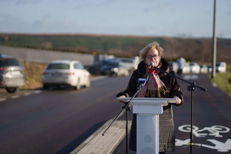 Zakończyła ważna dla mieszkańców realizacja inwestycji drogowych w miejscowości Pantalowice w gminie Kańczuga.  W  uroczystości z tej okazji wzięła udział wojewoda podkarpacki Teresa Kubas-Hul.