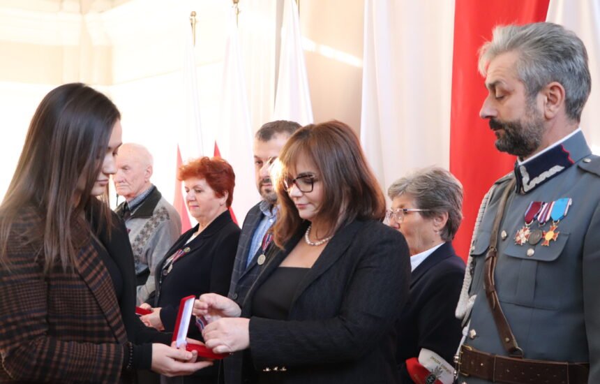 Uczestnicy spotkania międzypokoleniowego ze Związkiem Sybiraków