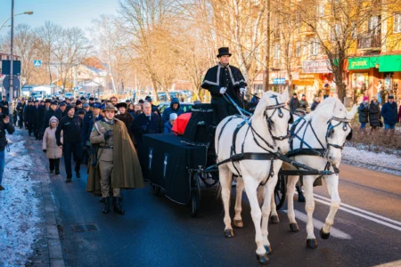 Uczestnicy uroczystości pogrzebowych księcia Lubomirskiego