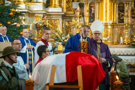 Uczestnicy uroczystości pogrzebowych księcia Lubomirskiego