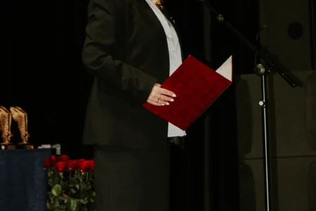 Uczestnicy gali harcerskiej