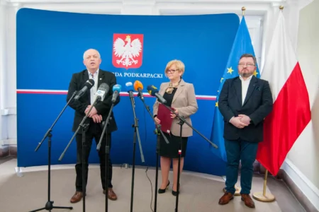 Uczestnicy konferencji prasowej