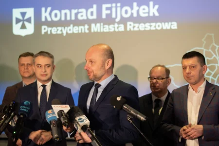 Uczestnicy otwarcia Centrum Operacji Bezpieczeństwa