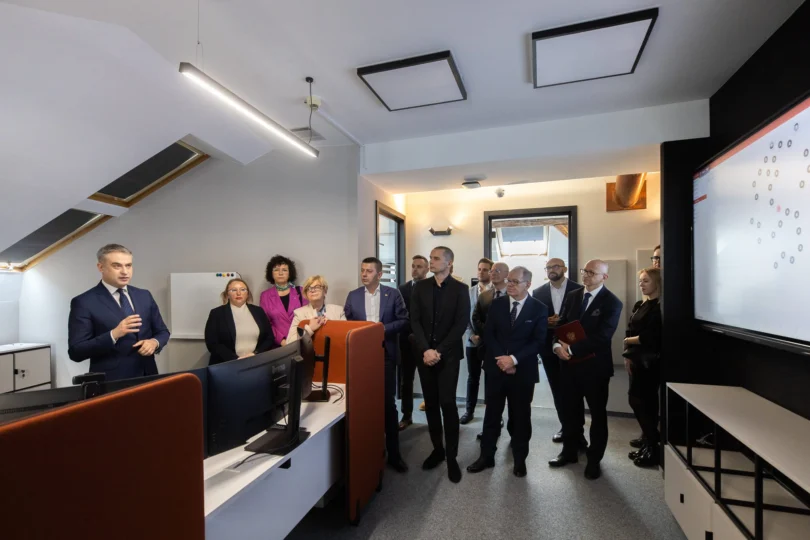 Uczestnicy otwarcia Centrum Operacji Bezpieczeństwa