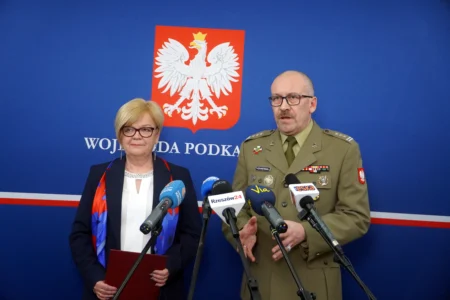 1 lutego na terenie województwa podkarpackiego rozpoczyna się kwalifikacja wojskowa, która potrwa do 30 kwietnia. Zostanie przeprowadzona przy współudziale: Wojewody Podkarpackiego, starostów (prezydentów miast na prawach powiatów), Szefa Ośrodka Zamiejscowego w Rzeszowie Centralnego Wojskowego Centrum Rekrutacji i Szefów WCR.