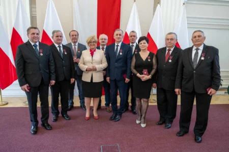 Wojewoda podkarpacki Teresa Kubas-Hul w gronie osób odznaczonych