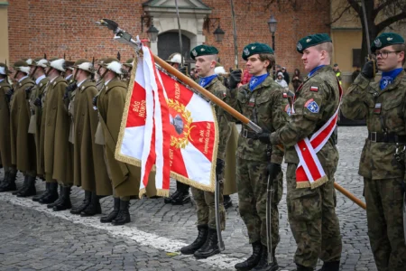 Żołnierze podczas obchodów 105 rocznicy płk. Leopolda Lisa-Kuli