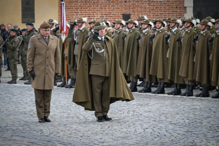 Żołnierze podczas obchodów 105 rocznicy płk. Leopolda Lisa-Kuli