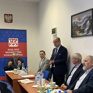 Wicewojewoda podkarpacki Wiesław Buż podczas posiedzenia Rady OPZZ Województwa Podkarpackiego
