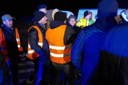 Wicewojewoda Wiesław Buż podczas spotkania z rolnikami w Barwinku