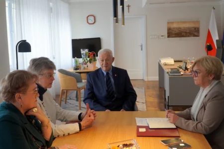 Spotkanie wojewody z przedstawicielami Rzeszowskiej Rady Seniorów