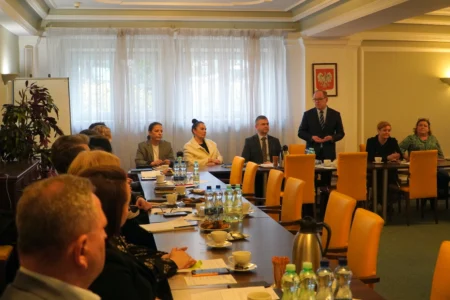 Uczestnicy narady z przewodniczącymi zespołów do spraw orzekania o niepełnosprawności