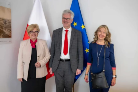 Wojewoda podkarpacki Teresa Kubas-Hul podczas wizyty z konsulem Austrii