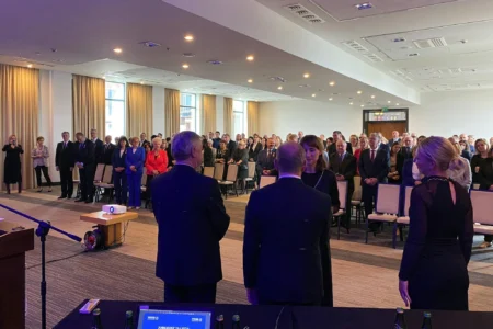 Uczestnicy uroczystości z okazji jubileuszu nadzoru budowlanego