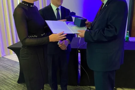 Uczestnicy uroczystości z okazji jubileuszu nadzoru budowlanego