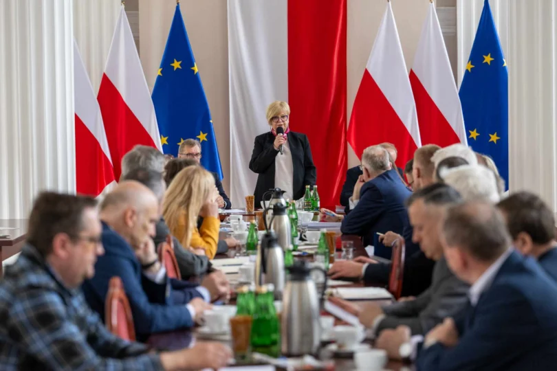 Uczestnicy spotkania wojewody z samorzadami