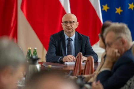 Uczestnicy spotkania wojewody z samorzadami