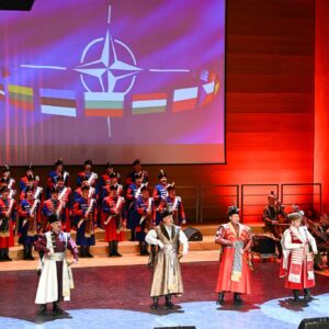 Uczestnicy koncertu z okazji 25 lat Polski w NATO