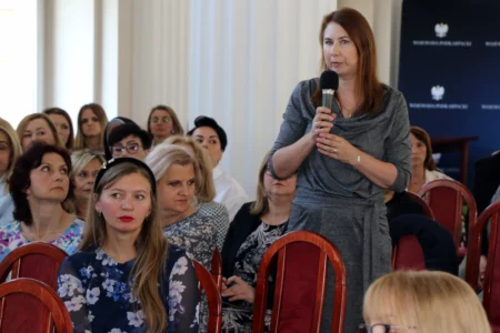 Uczestnicy spotkania z kadra kierowniczą środowiskowych domów samopomocy