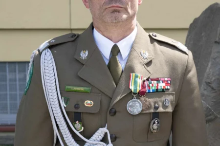 Uczestnicy uroczystości przekazania obowiązków komendantowi Straży Granicznej