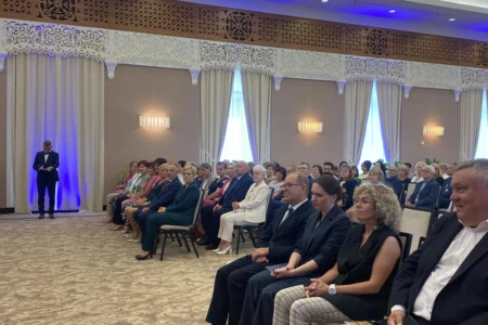 Uczestnicy uroczystości wręczenia odznaczeń w Przemyślu