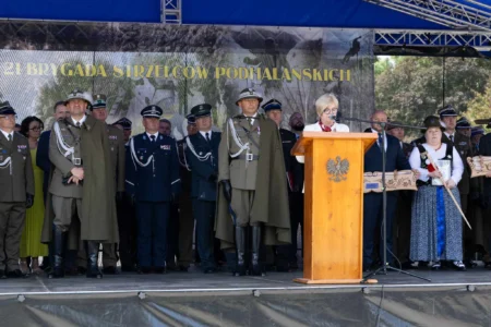 Uczestnicy Święta 21 Brygady strzelców Podhalańskich