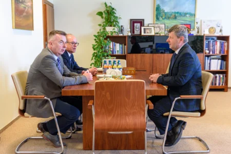 Uczestnicy spotkania na Politechnice Rzeszowskiej