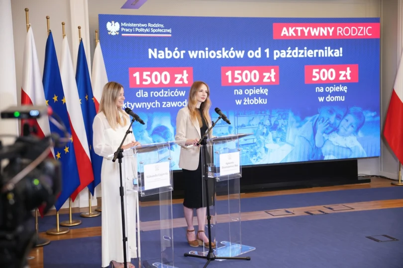 Briefing prasowy ministry Agnieszki Dziemianowicz-Bąk i wiceministry Aleksandry Gajewskiej