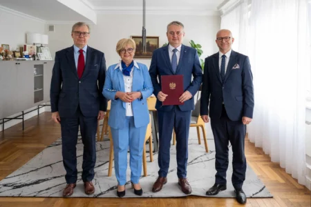 Wojewoda podkarpacki Teresa Kubas-Hul i II wicewojewoda podkarpacki Tomasz Lorenc