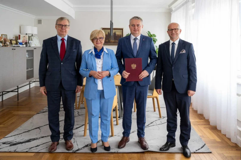 Wojewoda podkarpacki Teresa Kubas-Hul i II wicewojewoda podkarpacki Tomasz Lorenc