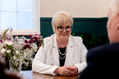 Rozmowa Tomasza Siemoniaka, ministra spraw wewnętrznych i administracji z Teresą Kubas-Hul, wojewodą podkarpackim.