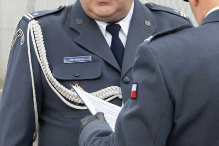 Uczestnicy uroczystości z okazji wojewódzkiego święta służby więzienne