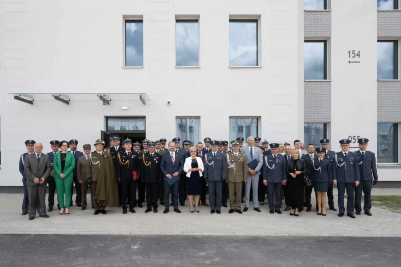 Uczestnicy uroczystości z okazji wojewódzkiego święta służby więzienne