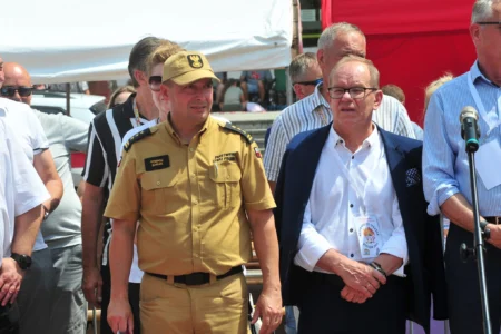 Uczestnicy zawodów strażackich