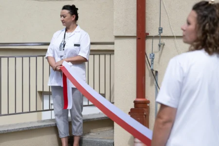 Uczestnicy otwarcia Jarosławskiego Centrum Zdrowia Psychicznego