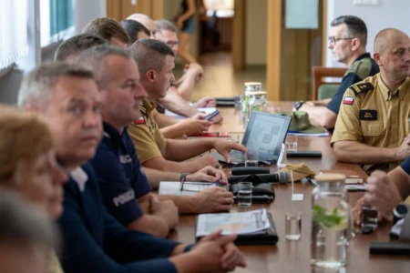 Uczestnicy wyjazdowego posiedzenia komisji sejmowej