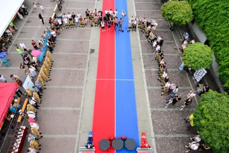 Uczestnicy zawodów strażackich