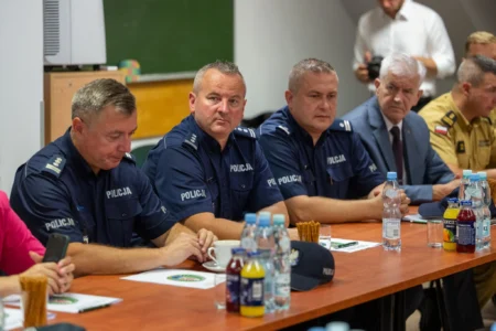 Uczestnicy wyjazdowego posiedzenia komisji sejmowej