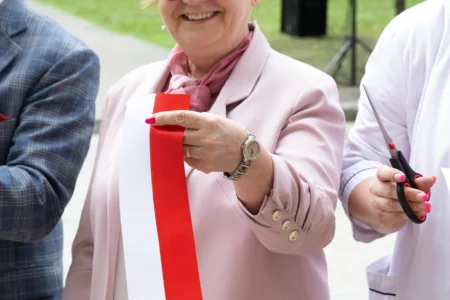 Uczestnicy otwarcia Jarosławskiego Centrum Zdrowia Psychicznego