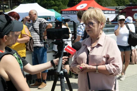 Uczestnicy pikniku w Solinie