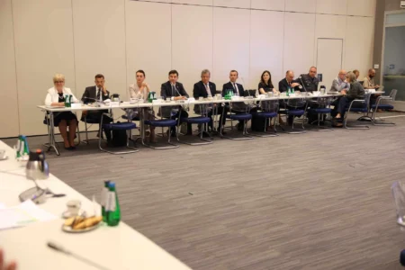 Uczestnicy narady wojewodów w Ministerstwie Spraw Wewnętrznych i Administracji