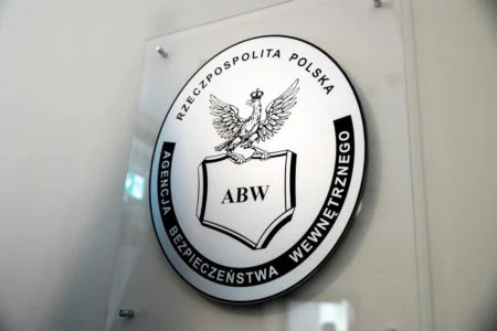 Wspólna konferencja prasowa ministra Tomasza Siemoniaka i premiera Donalda Tuska w Rzeszowie na temat przywrócenia 10 delegatur Agencji Bezpieczeństwa Wewnętrznego.