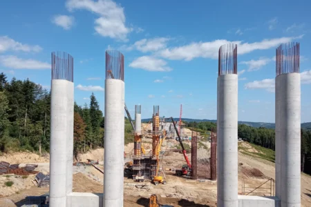 Postępy prac na budowie drogi ekspresowej S19 Babica - Jawornik