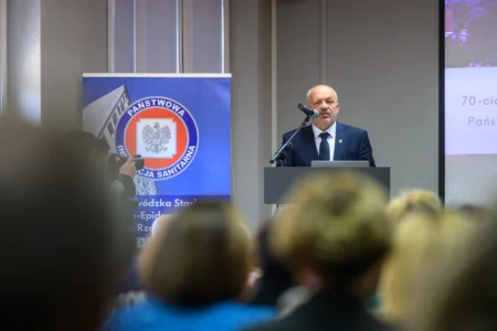 Uczestnicy jubileuszu Państwowej Inspekcji Sanitarnej na Podkarpaciu